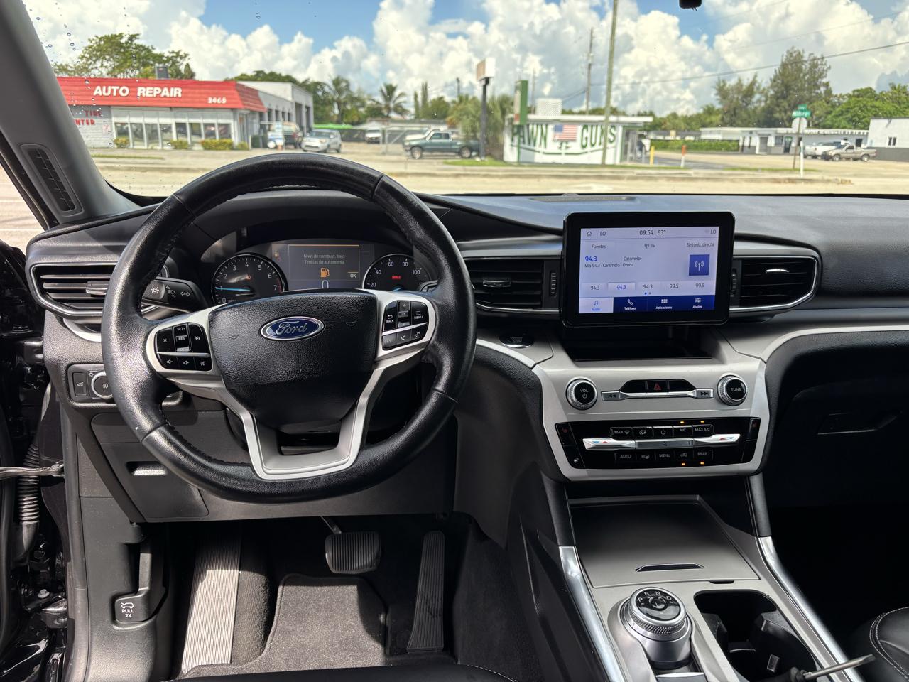 Ford Explorer XLT RWD 2022