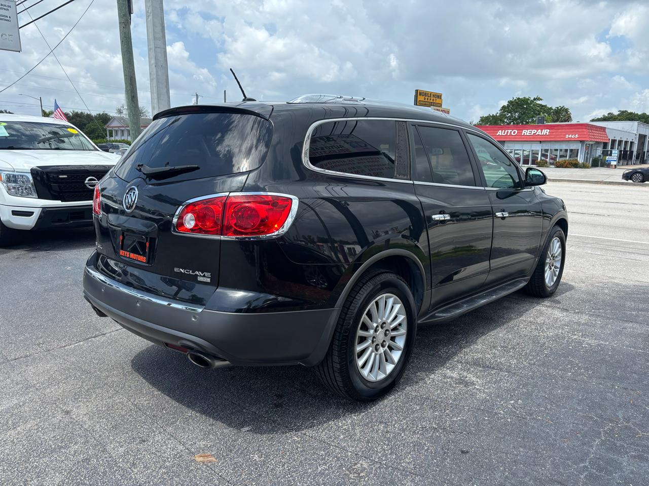 Buick Enclave FWD 4dr CXL-1 2011