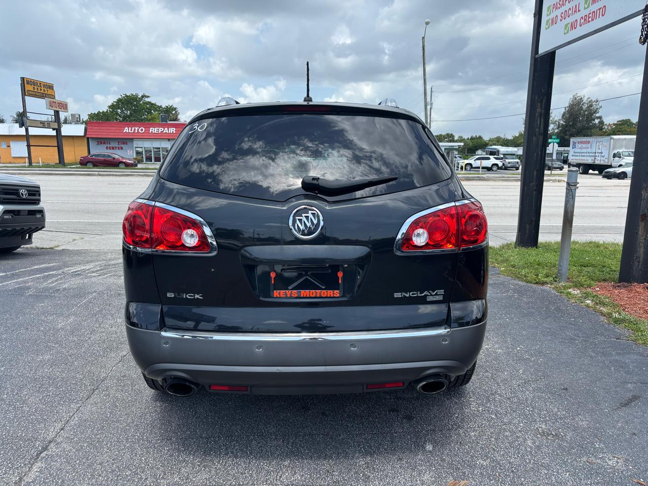 Buick Enclave FWD 4dr CXL-1 2011