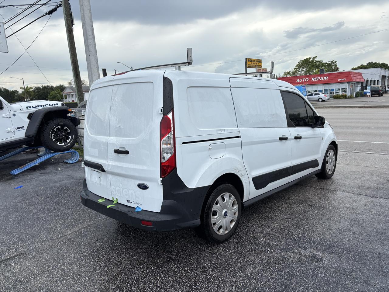 Ford Transit Connect Van XL LWB w/Rear Symmetrical Doors 2020