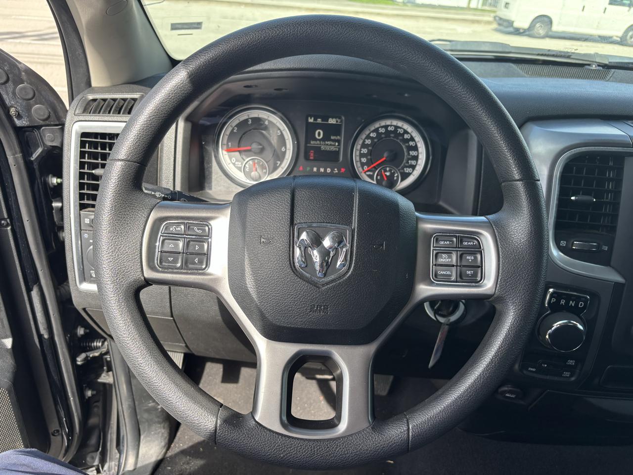 RAM 1500 Classic SLT 4x4 Quad Cab 6'4" Box 2024