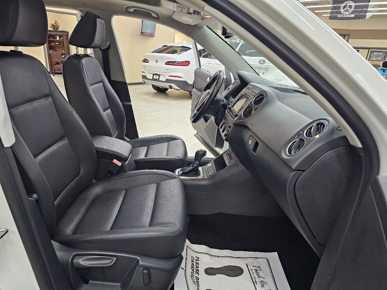 Volkswagen Tiguan SE 2016