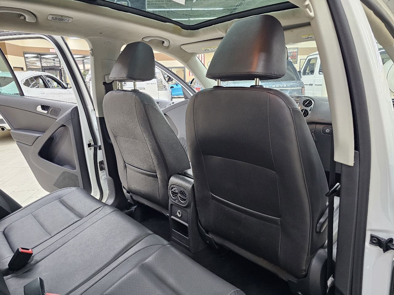 Volkswagen Tiguan SE 2016