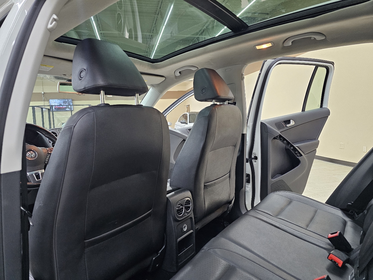 Volkswagen Tiguan SE 2016