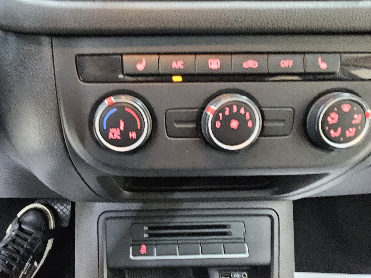 Volkswagen Tiguan SE 2016