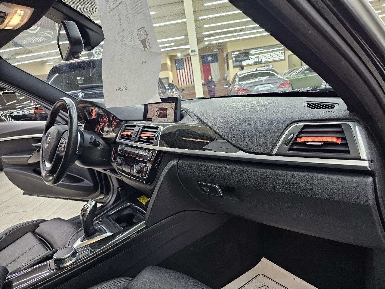 BMW 3-Series 330i SULEV Sedan 2018