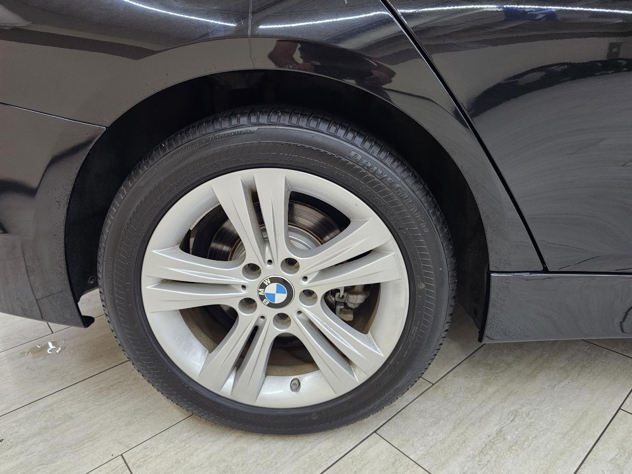 BMW 3-Series 330i SULEV Sedan 2018