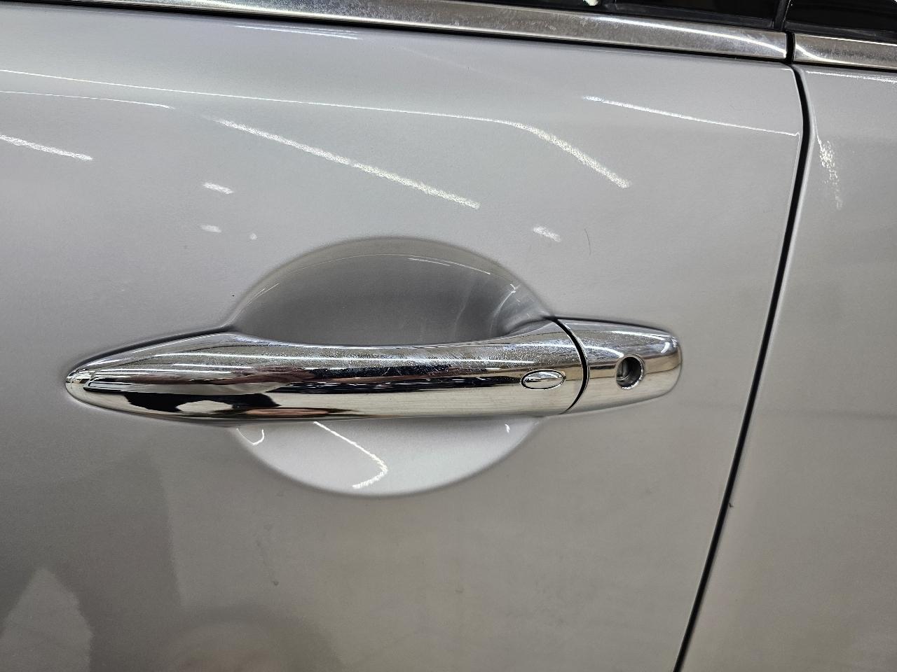 Infiniti QX80 4WD 2015