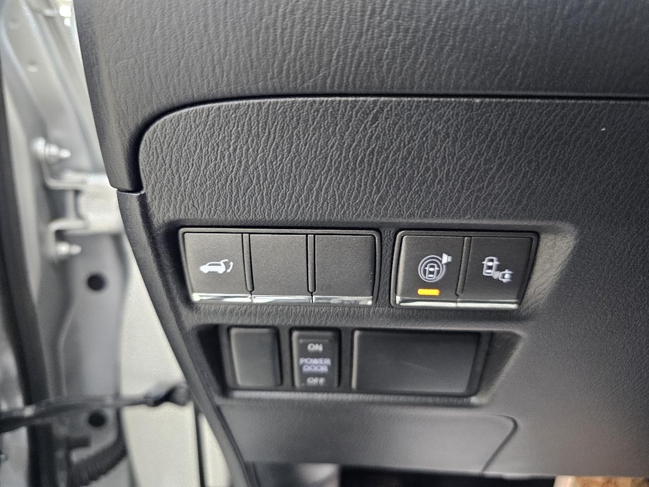 Infiniti QX80 4WD 2015