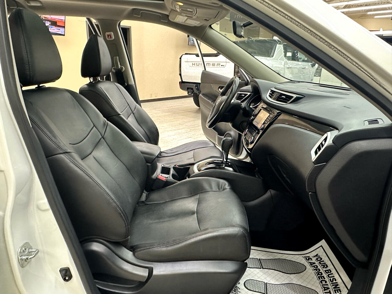 2016 Nissan Rogue SL photo 40