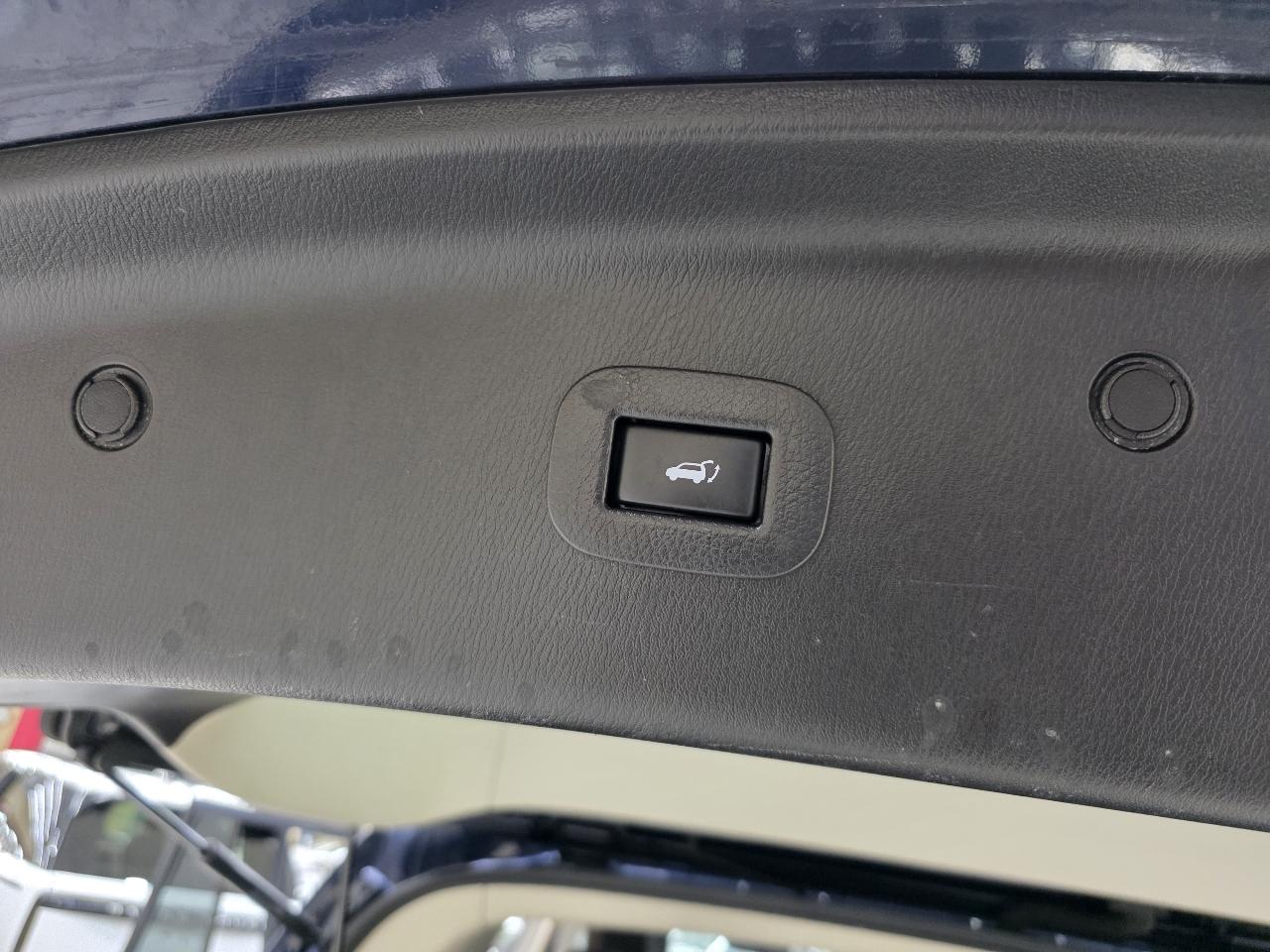 Infiniti QX80 4WD 2015