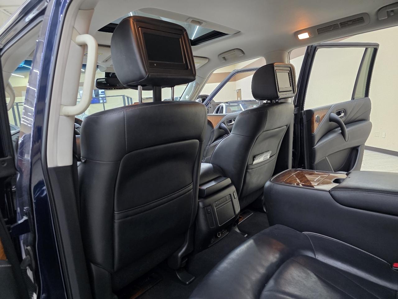 Infiniti QX80 4WD 2015