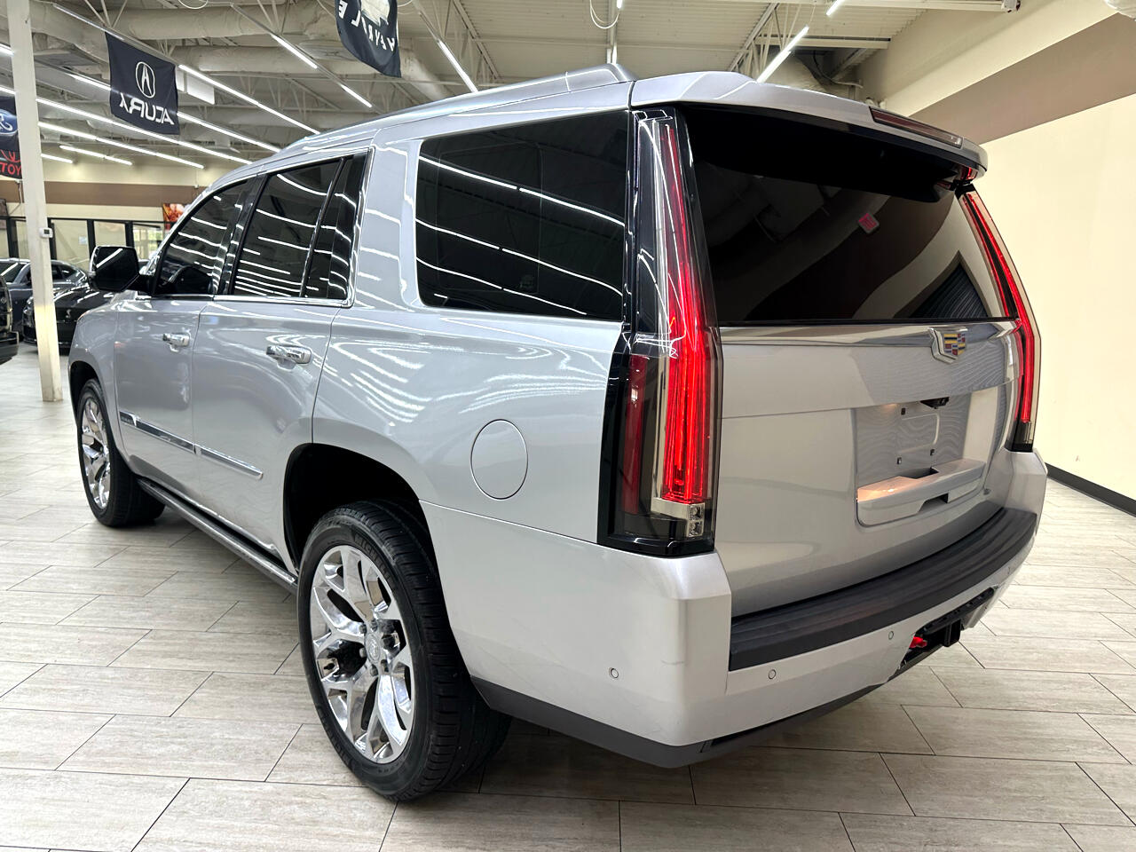 2017 Cadillac Escalade Platinum photo 6