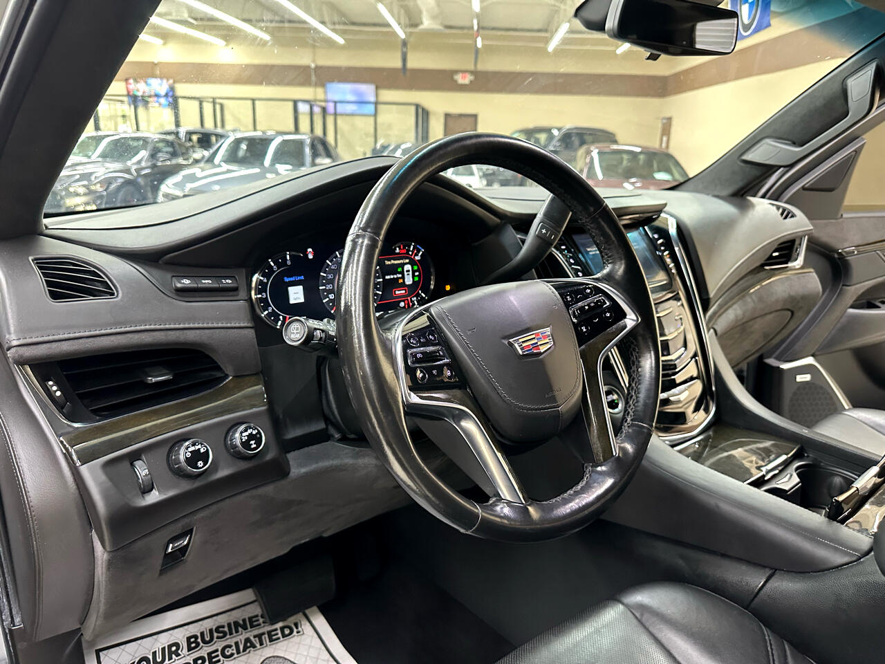 2017 Cadillac Escalade Platinum photo 14