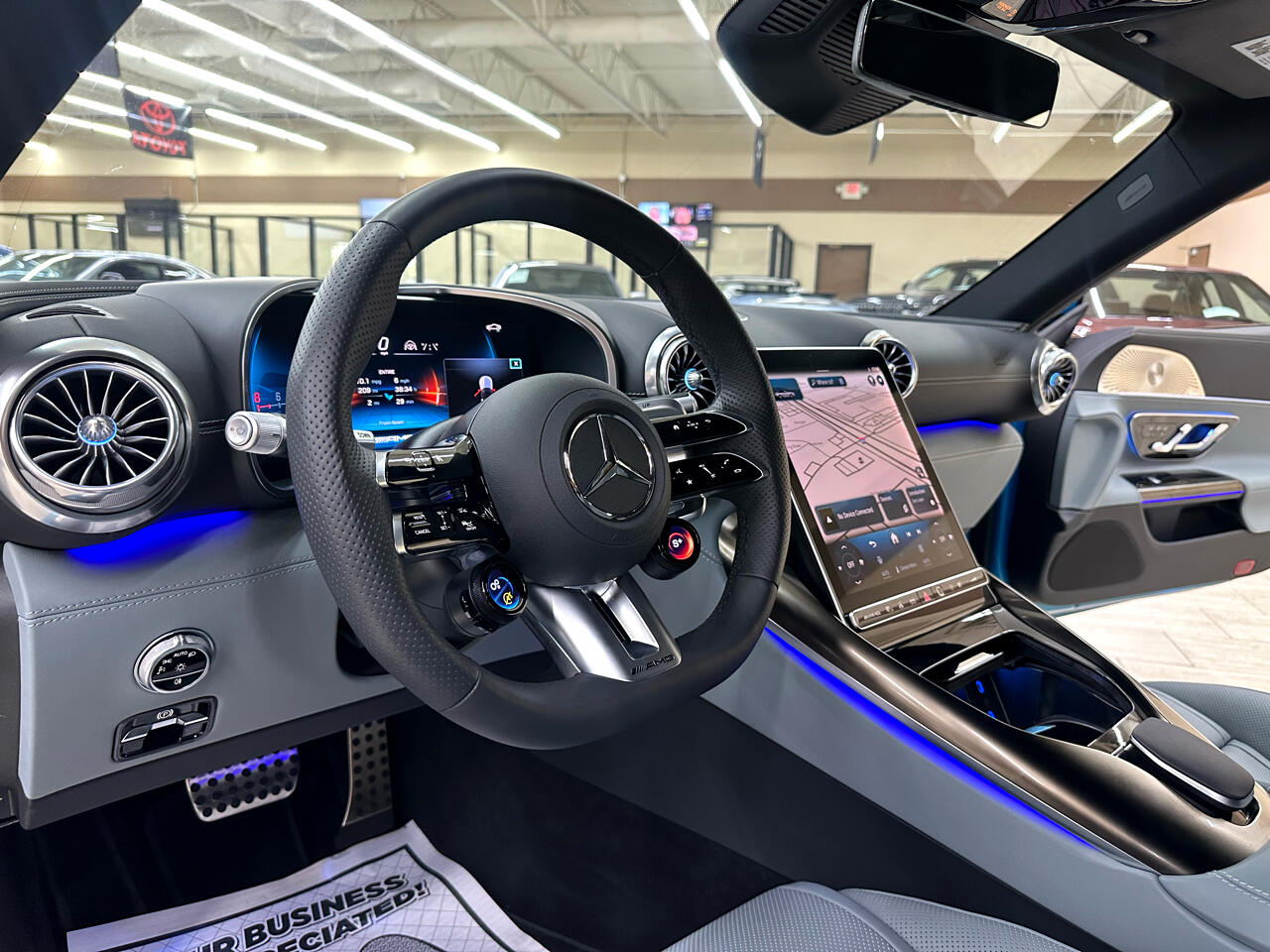2024 Mercedes Benz SL 43 photo 17