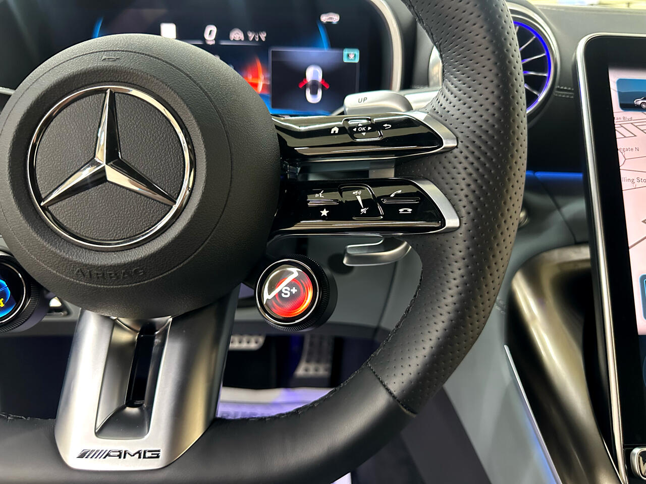 2024 Mercedes Benz SL 43 photo 23