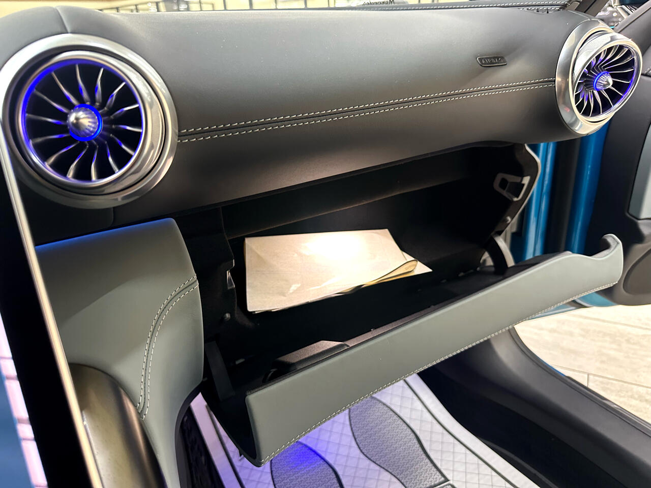 2024 Mercedes Benz SL 43 photo 30