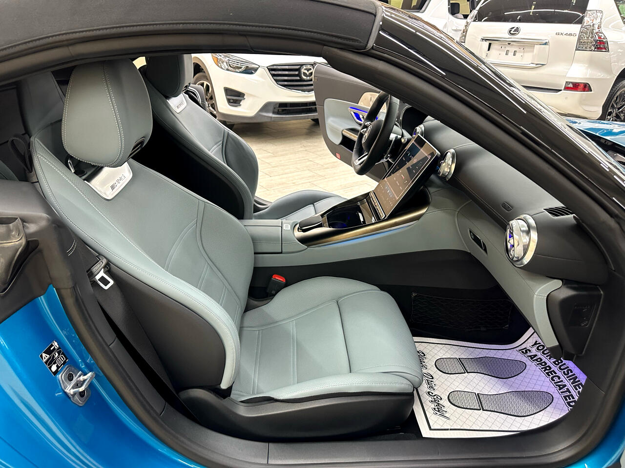 2024 Mercedes Benz SL 43 photo 37