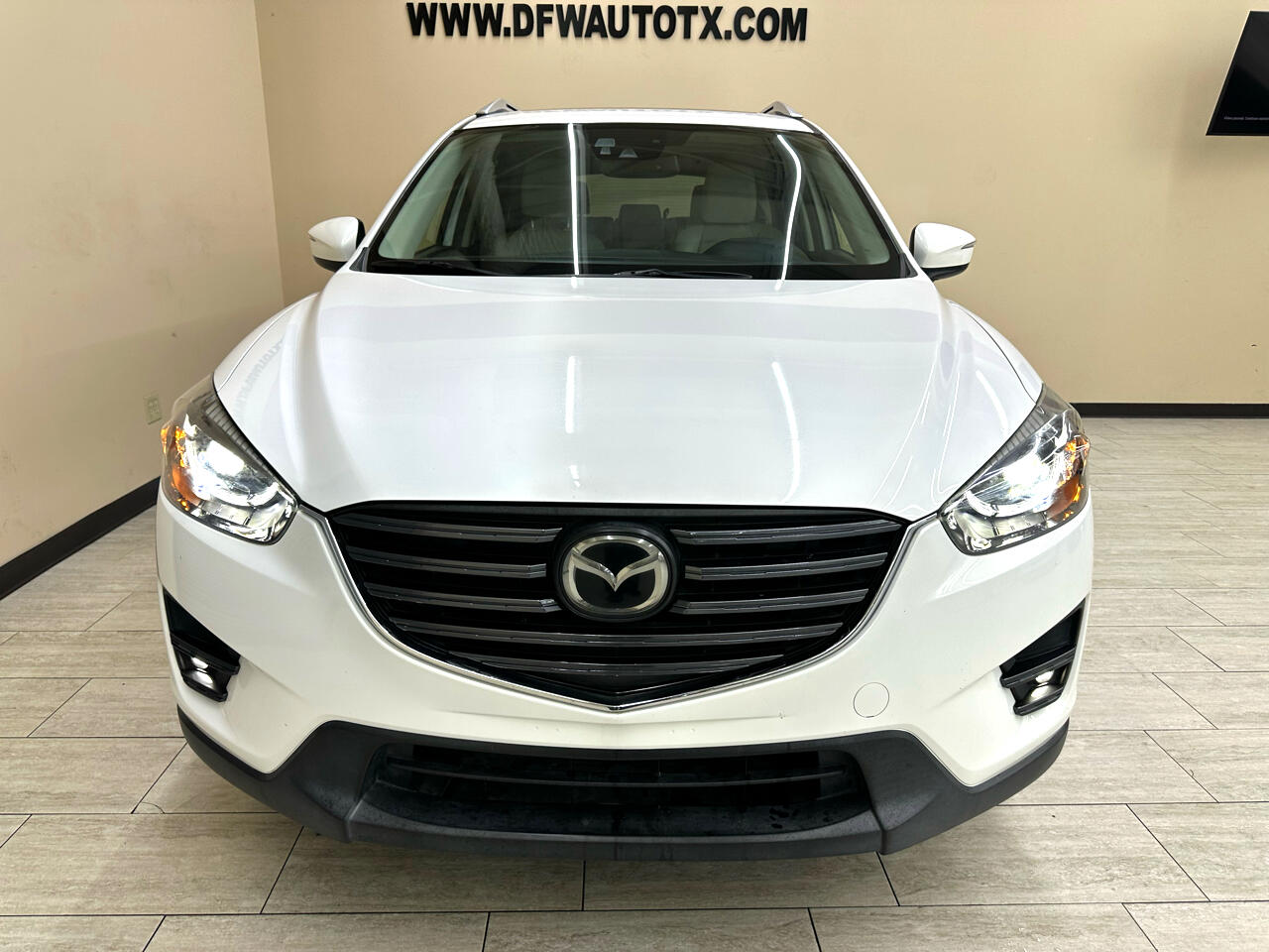 2016 Mazda CX-5 Grand Touring photo 3