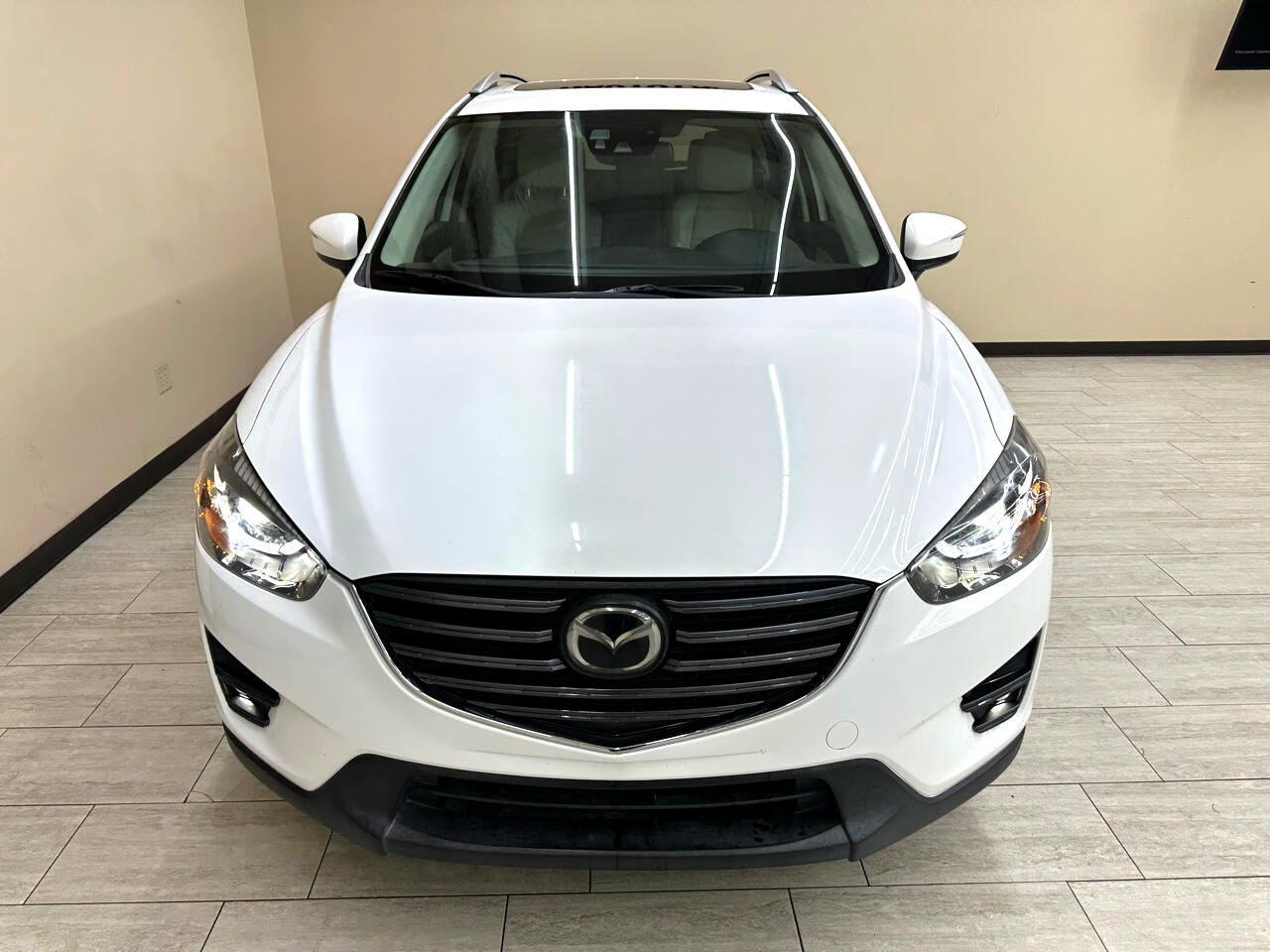 2016 Mazda CX-5 Grand Touring photo 4
