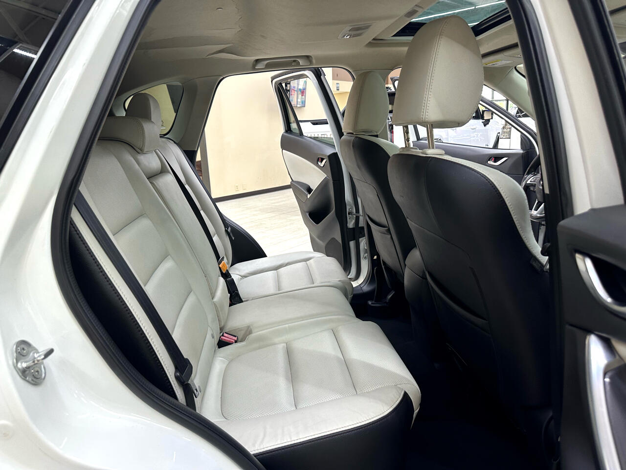 2016 Mazda CX-5 Grand Touring photo 32