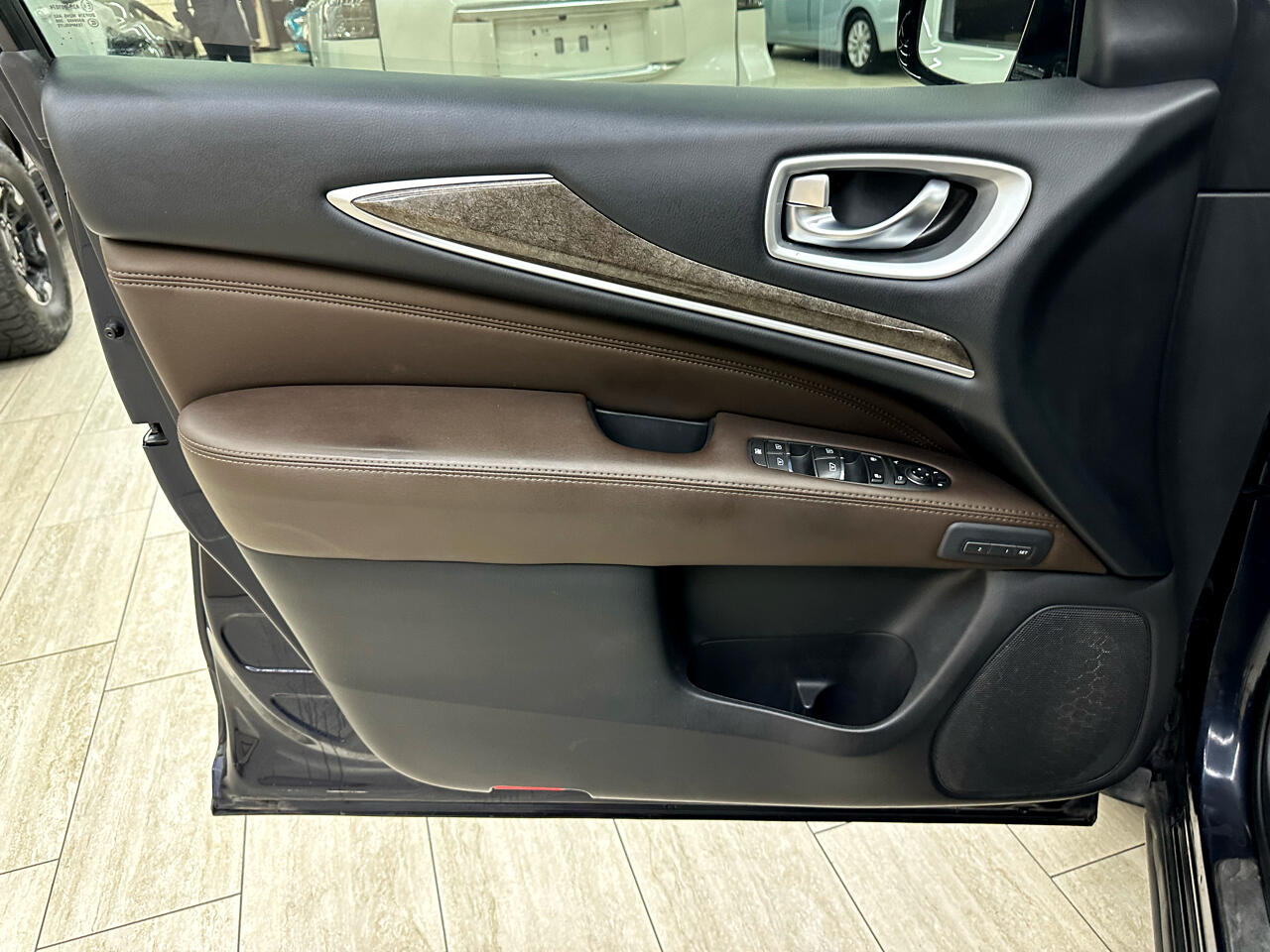 2015 Infiniti QX60 Base photo 16