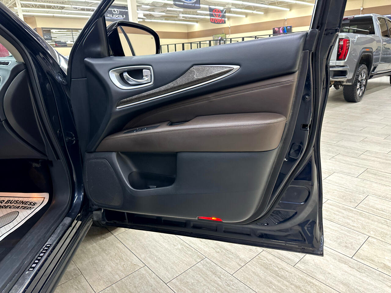 2015 Infiniti QX60 Base photo 39