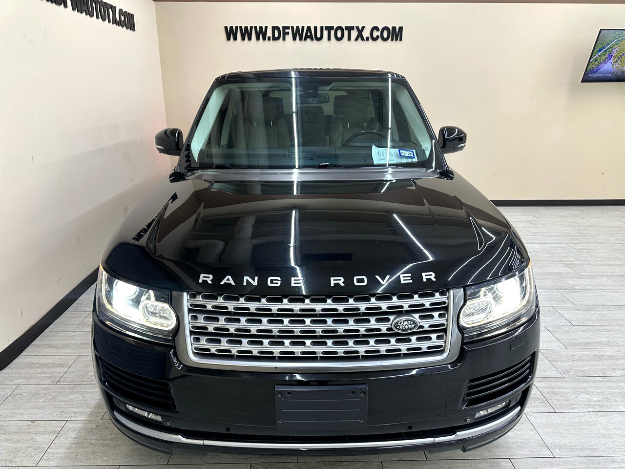 2014 Land Rover Range Rover SuperCharged HSE photo 3