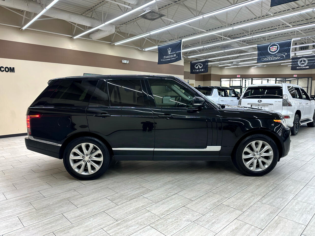 2014 Land Rover Range Rover SuperCharged HSE photo 5