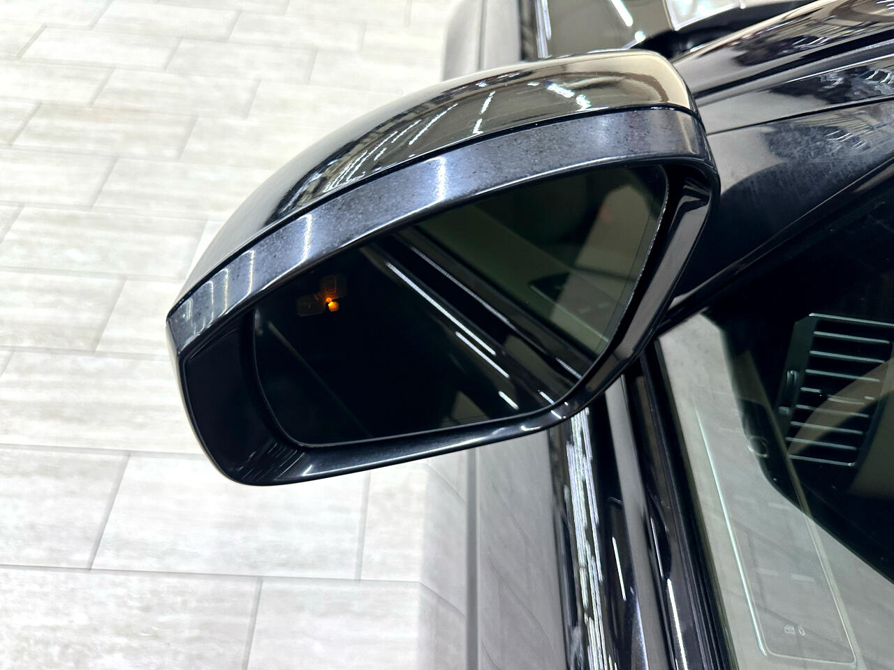 2014 Land Rover Range Rover SuperCharged HSE photo 15