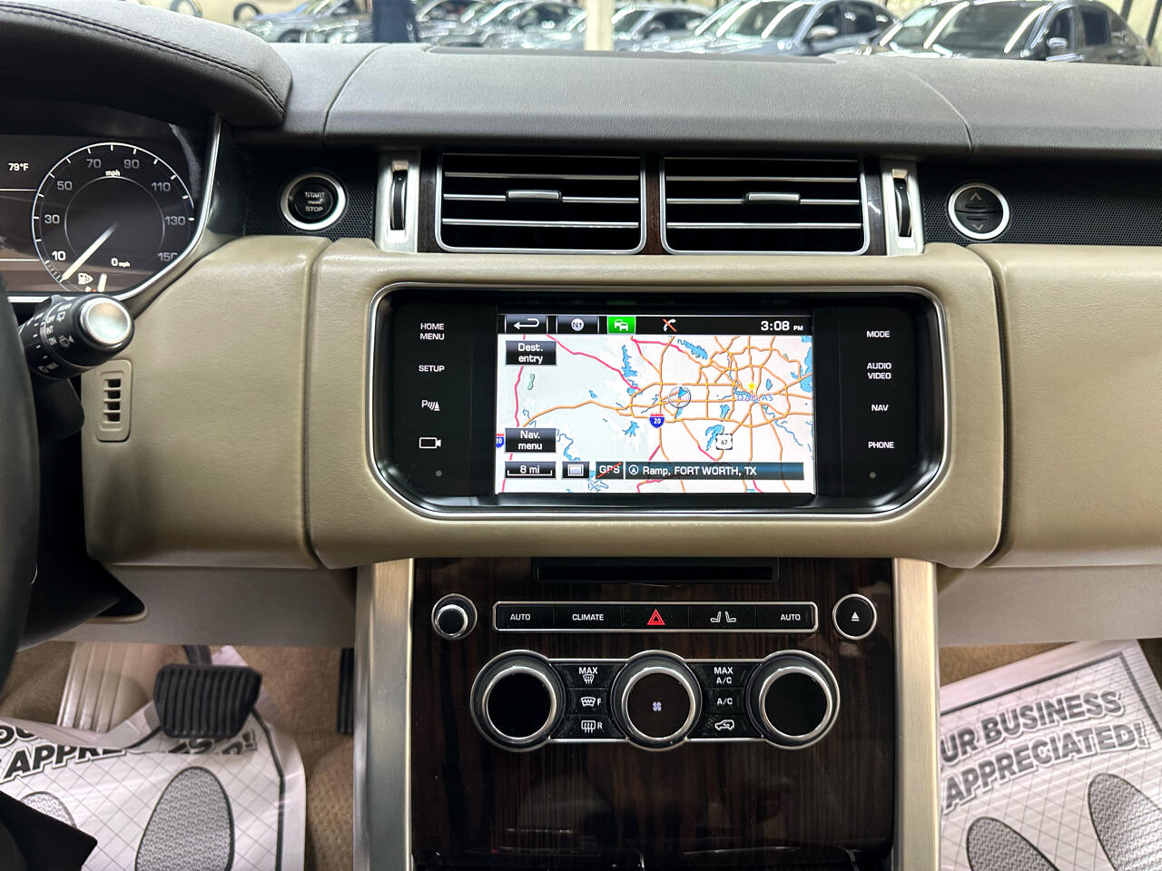 2014 Land Rover Range Rover SuperCharged HSE photo 26