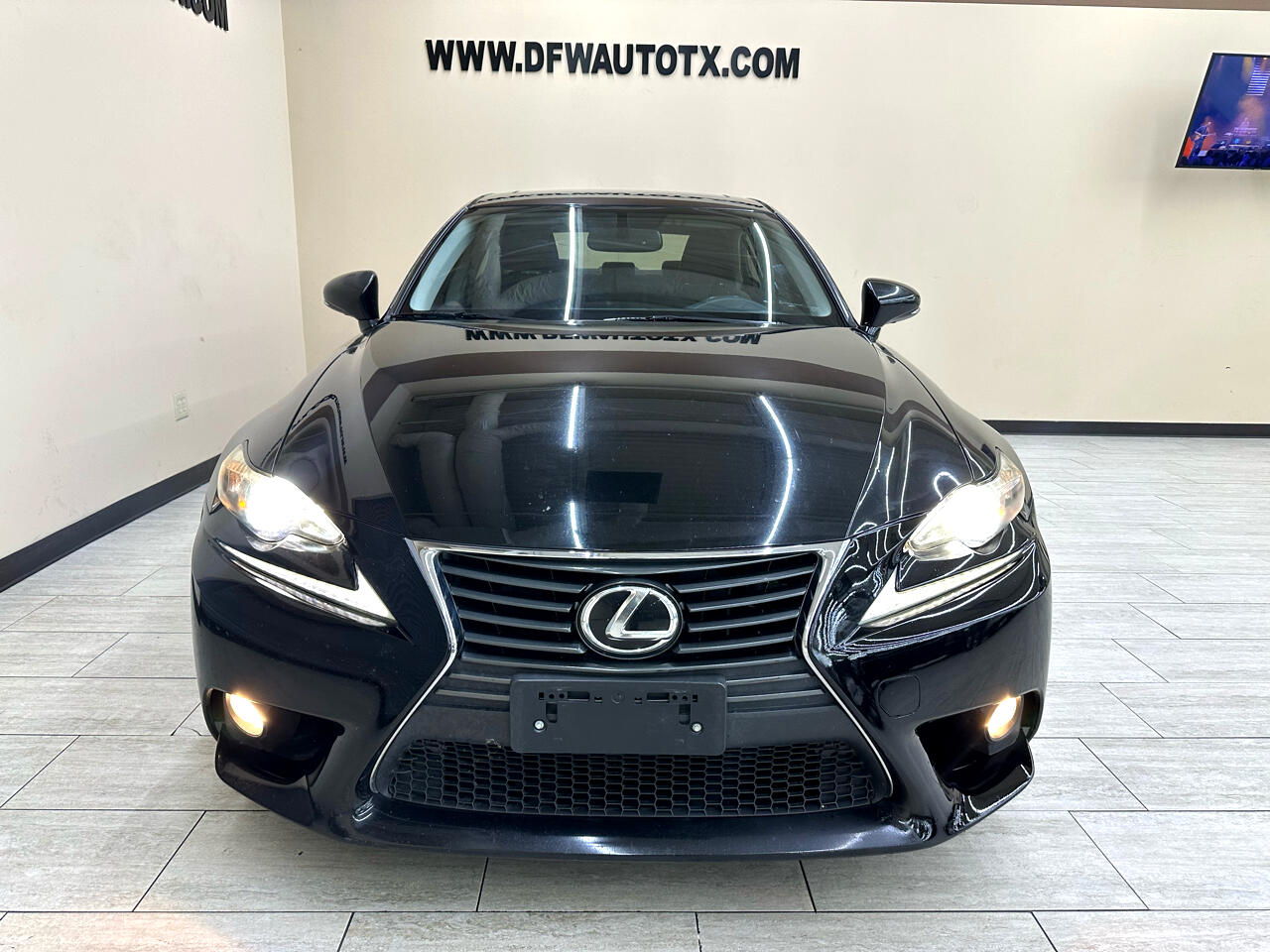 2014 Lexus IS 250 photo 3