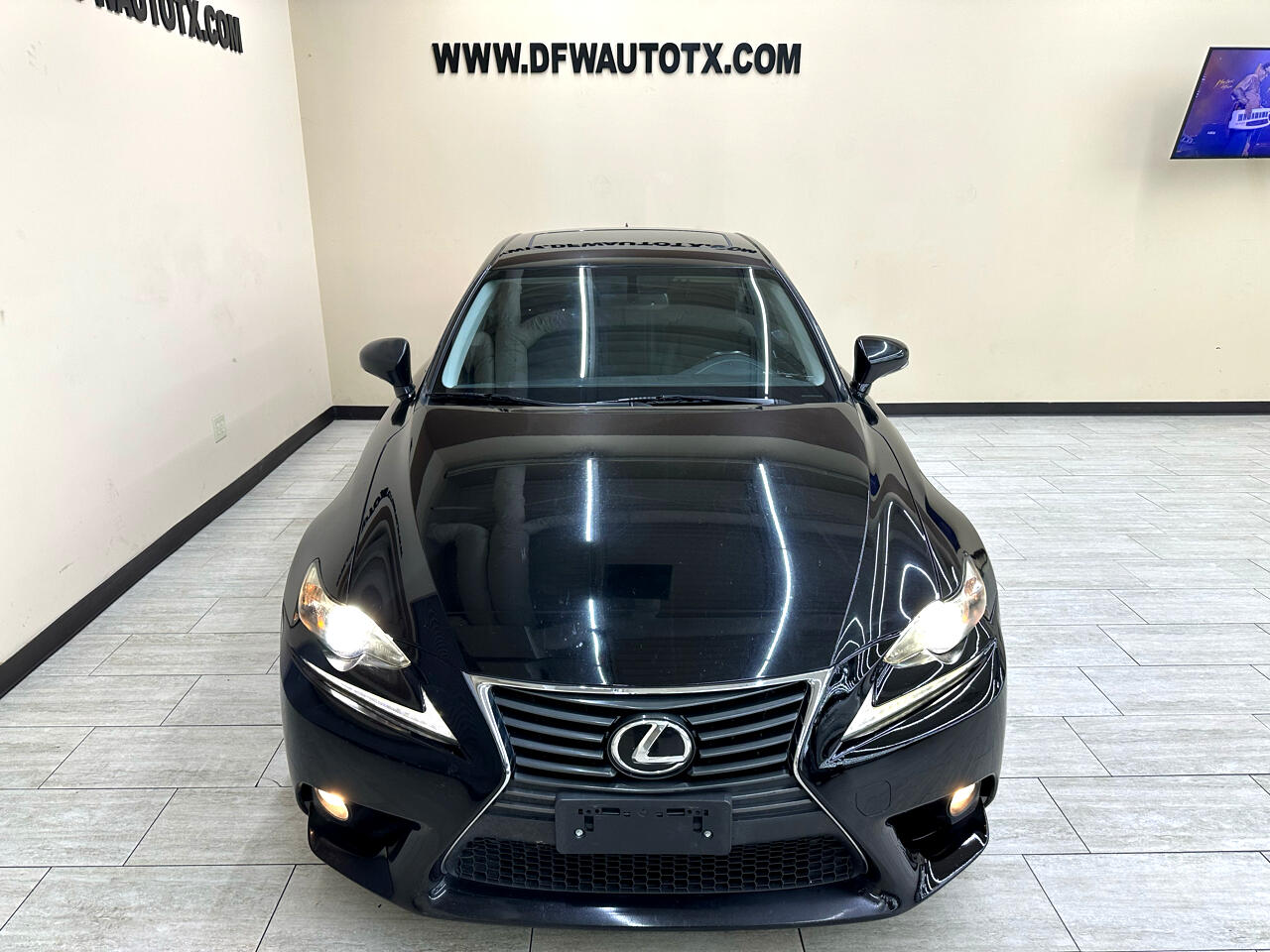 2014 Lexus IS 250 photo 4