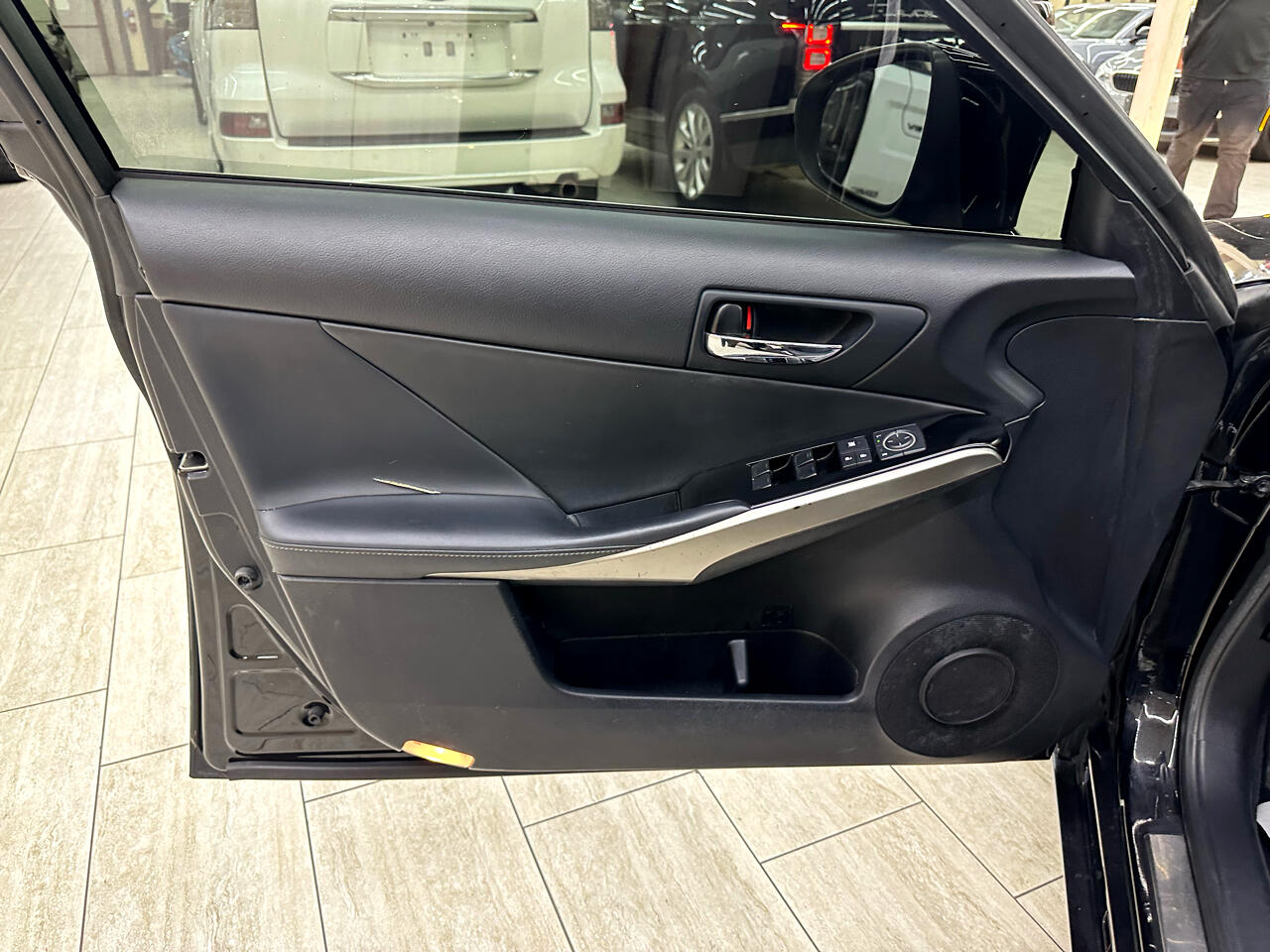 2014 Lexus IS 250 photo 14