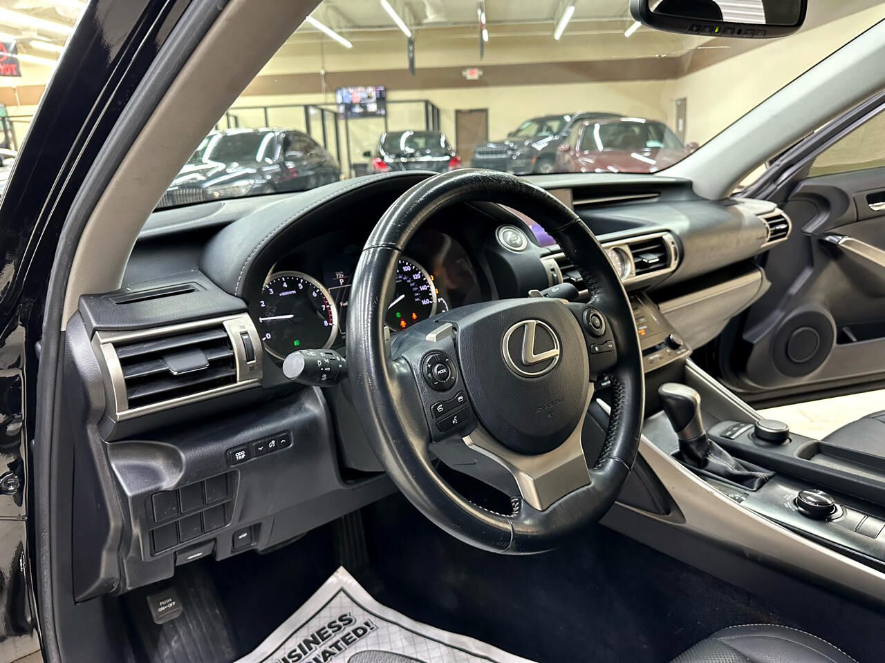 2014 Lexus IS 250 photo 17