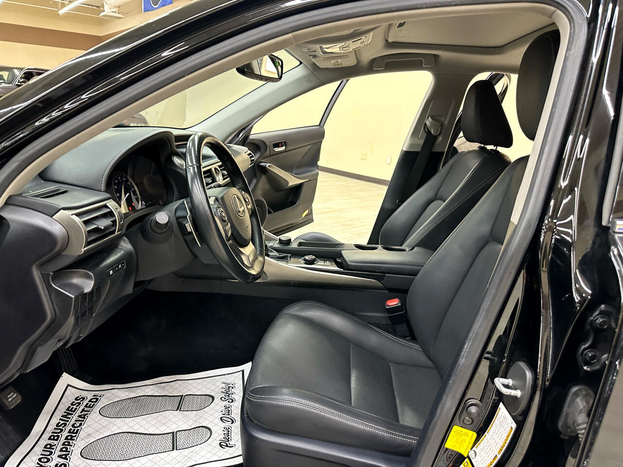 2014 Lexus IS 250 photo 20