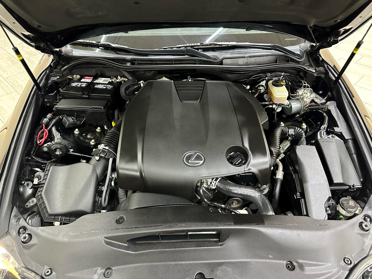 2014 Lexus IS 250 photo 40