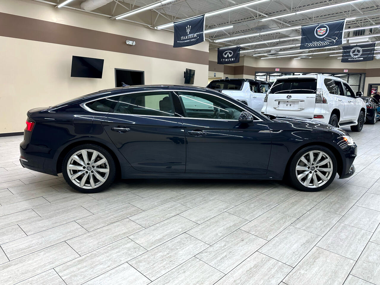 2018 Audi A5 Premium Plus Quattro photo 3