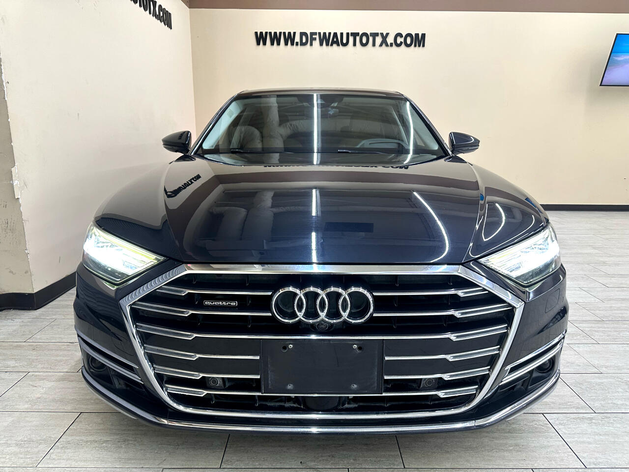 2019 Audi A8 L 3.0 TFSI Quattro photo 3