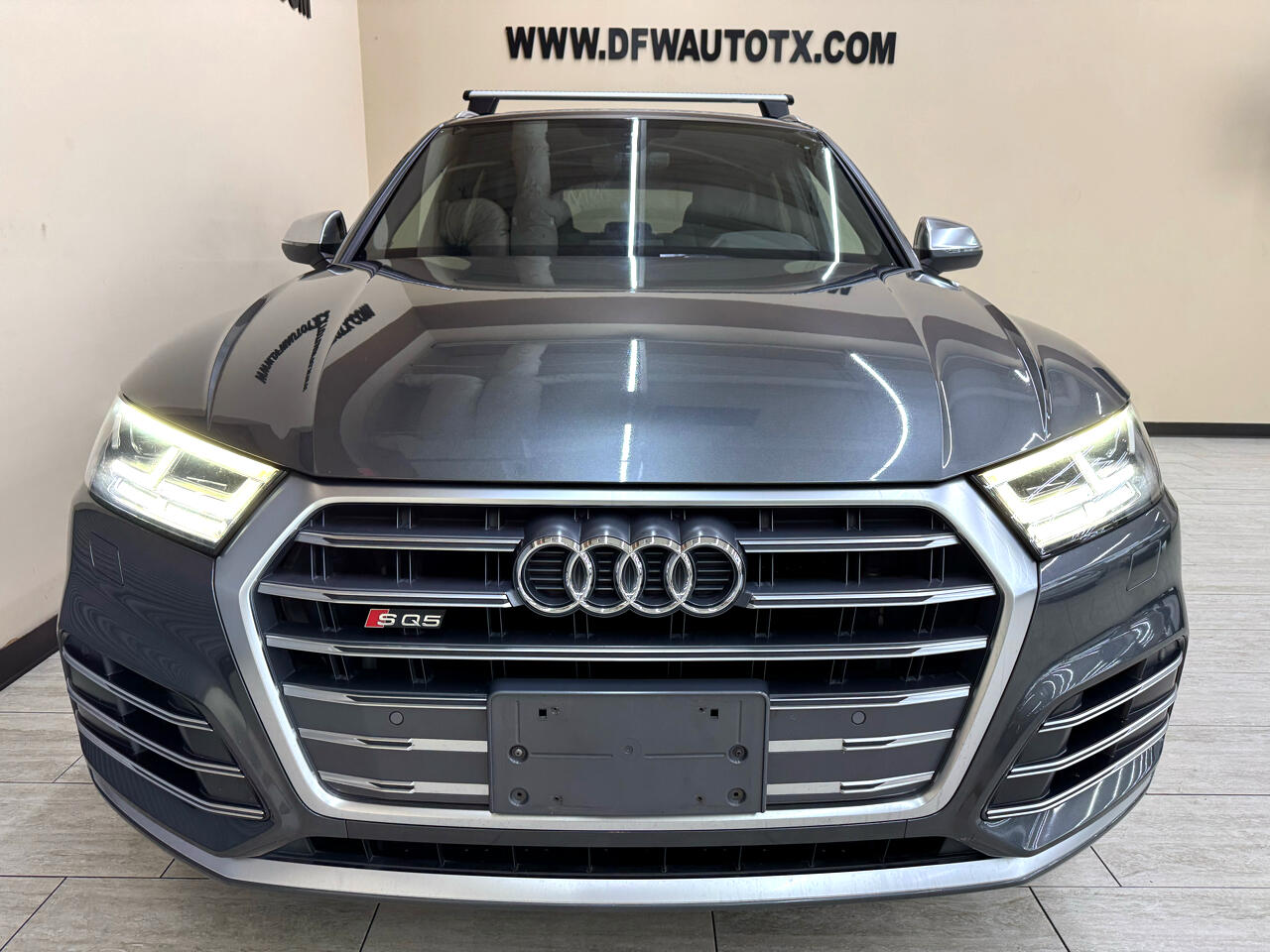 2018 Audi SQ5 Premium Plus photo 2