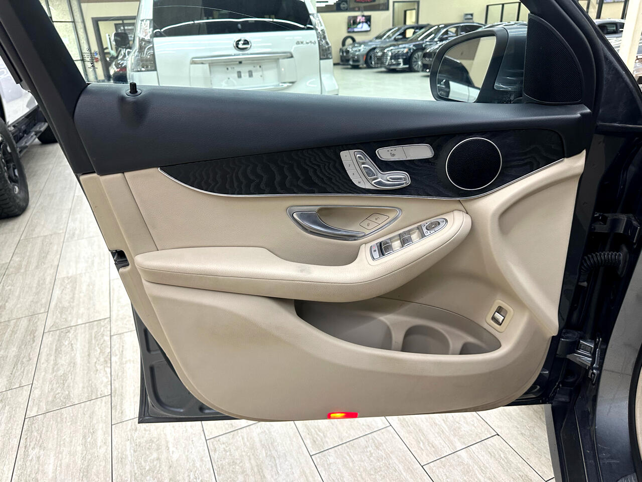 Mercedes-Benz GLC-Class GLC300 2018 Mercedes-Benz GLC-Class GLC300 2018