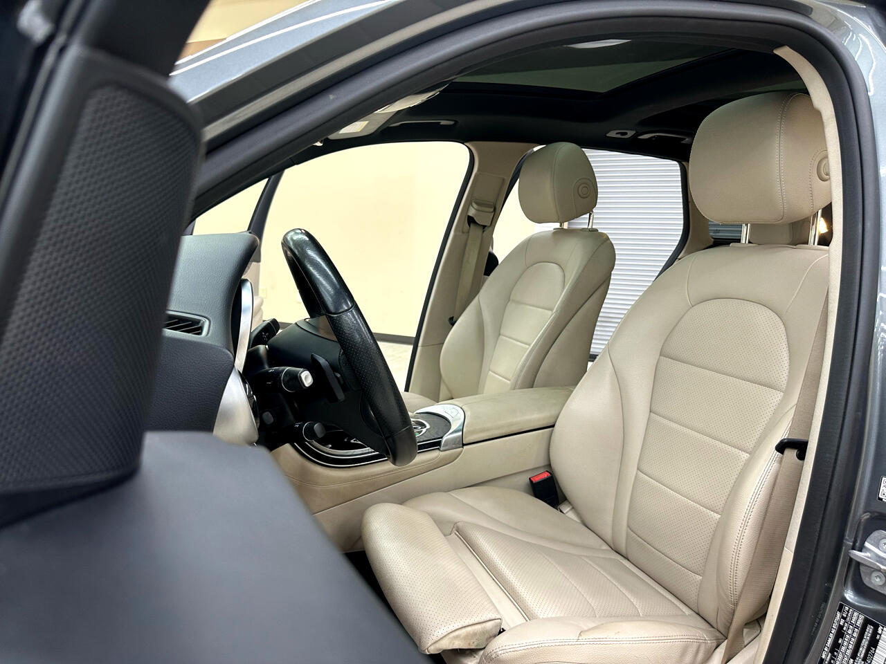 Mercedes-Benz GLC-Class GLC300 2018 Mercedes-Benz GLC-Class GLC300 2018