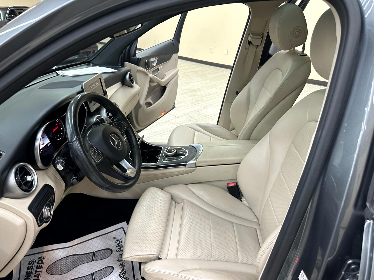 Mercedes-Benz GLC-Class GLC300 2018 Mercedes-Benz GLC-Class GLC300 2018