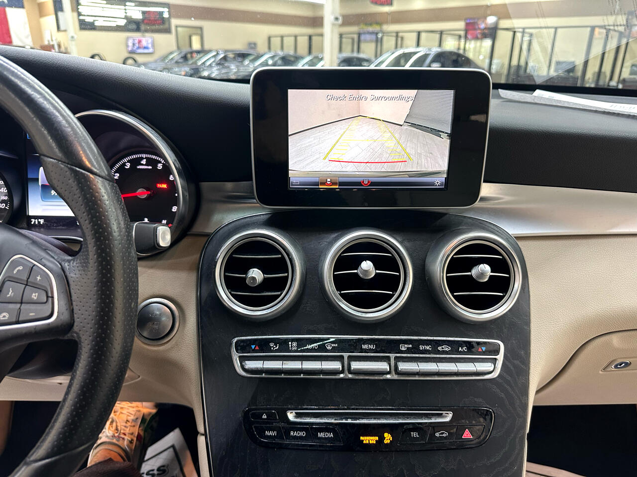 Mercedes-Benz GLC-Class GLC300 2018 Mercedes-Benz GLC-Class GLC300 2018