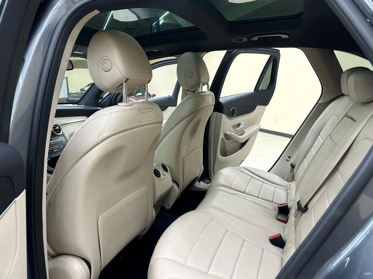 Mercedes-Benz GLC-Class GLC300 2018 Mercedes-Benz GLC-Class GLC300 2018