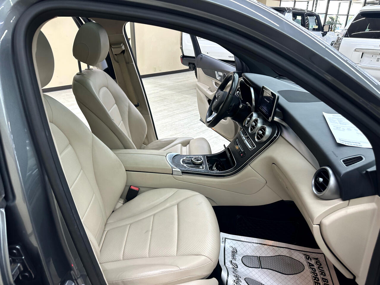 Mercedes-Benz GLC-Class GLC300 2018 Mercedes-Benz GLC-Class GLC300 2018