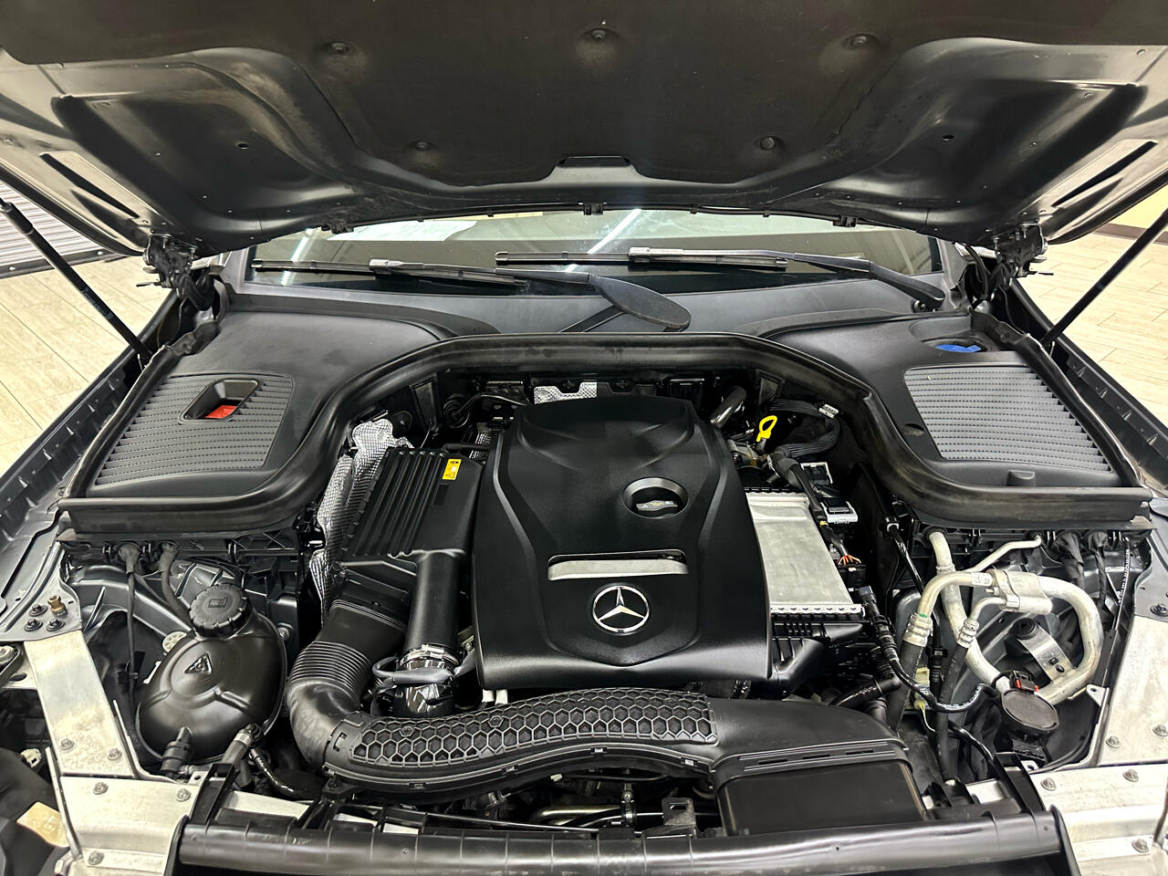 Mercedes-Benz GLC-Class GLC300 2018 Mercedes-Benz GLC-Class GLC300 2018