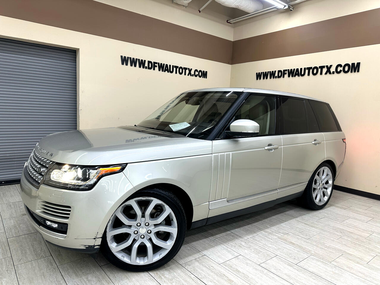2014 Land Rover Range Rover Base