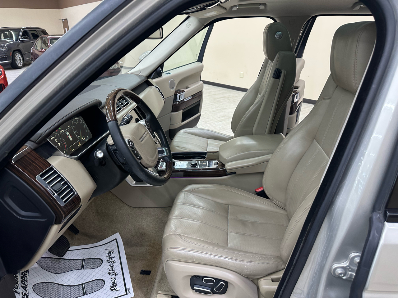 Land Rover Range Rover 3.0L V6 Supercharged HSE 2014 Land Rover Range Rover 3.0L V6 Supercharged HSE 2014