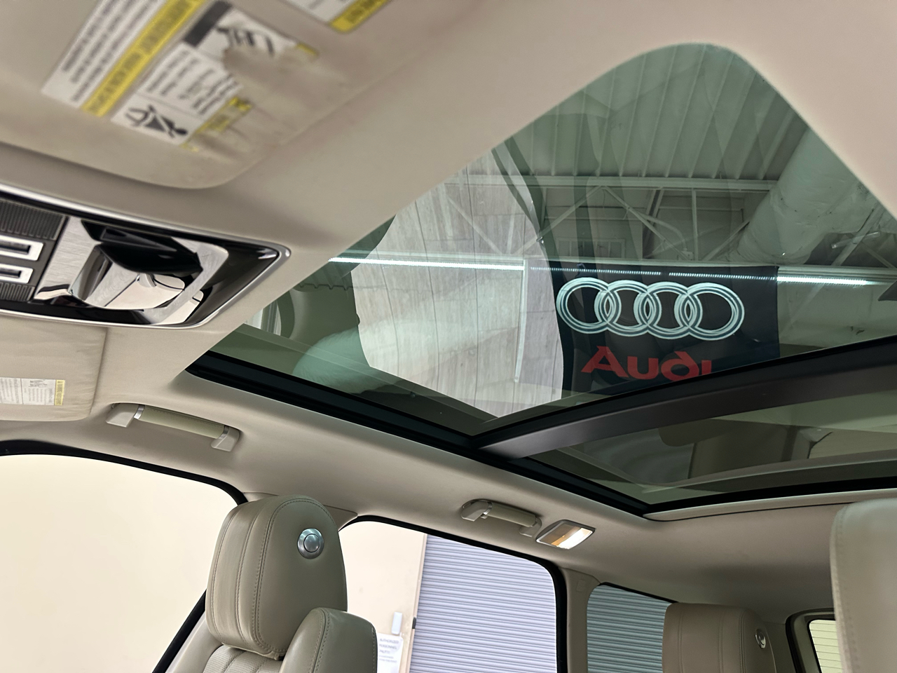 Land Rover Range Rover 3.0L V6 Supercharged HSE 2014 Land Rover Range Rover 3.0L V6 Supercharged HSE 2014